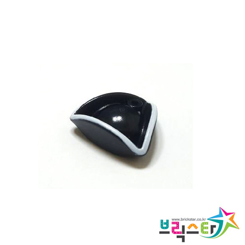 레고 부품 해적 삼각 모자 검정색 (흰색 라인) Black Minifigure, Headgear Hat, Pirate Tricorne / Triangle with White Brim Pattern 4633909